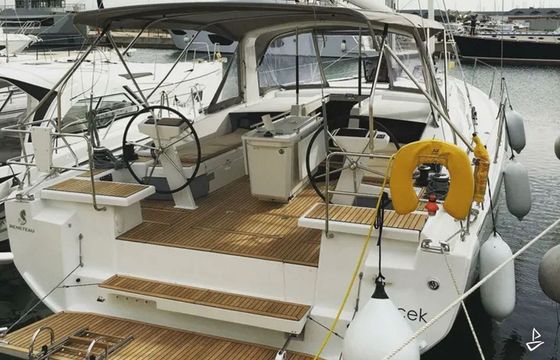 Beneteau Oceanis 46.1