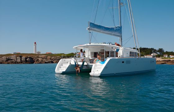 Lagoon 450F