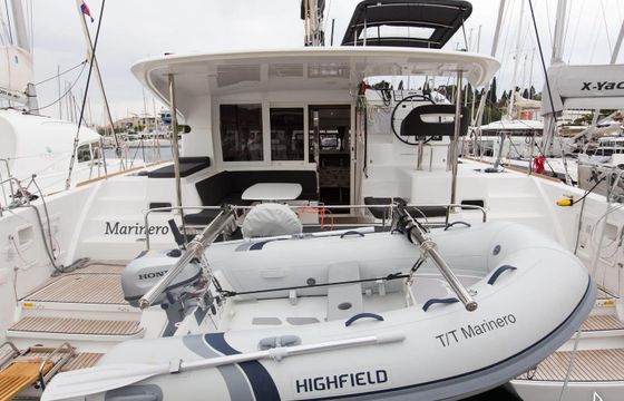 Lagoon 40