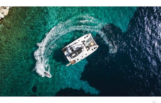 Lagoon 43