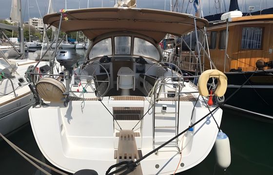 Beneteau Oceanis 43
