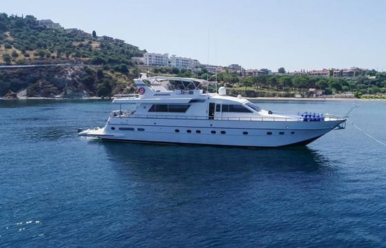 Custom Made Motoryacht