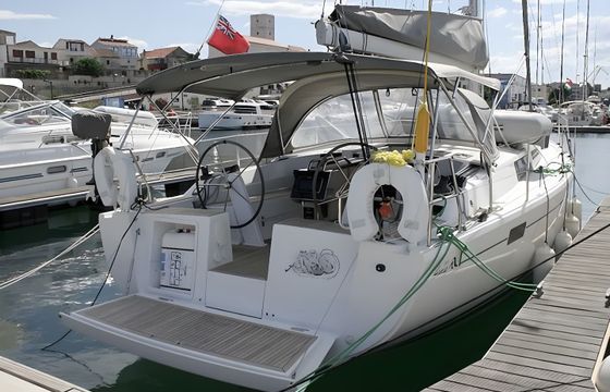 Hanse 385