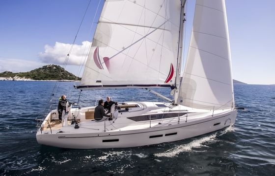 Salona 380