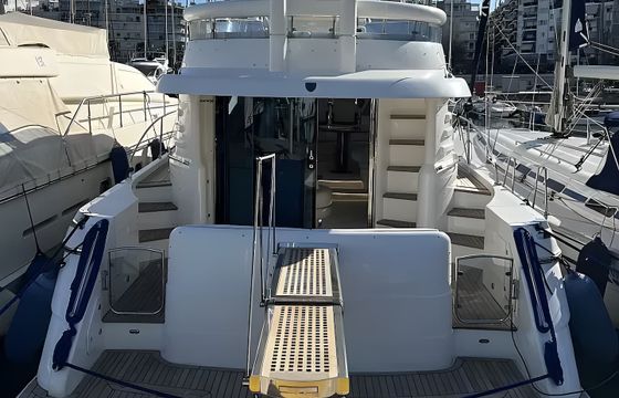 Fairline Squadron 52