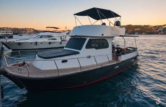 Custom Made Motoryacht