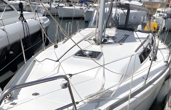 Dufour 375