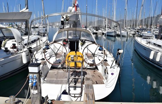 Beneteau First 45