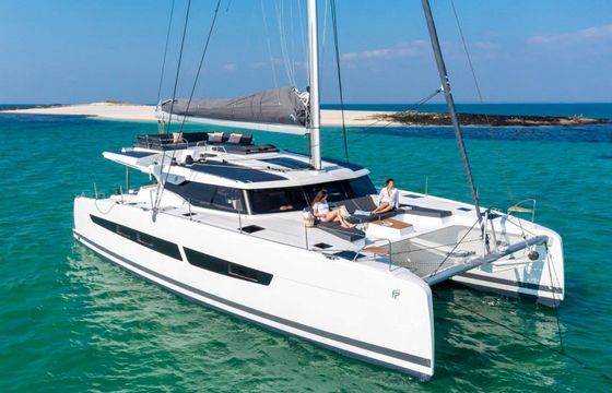 Fountaine Pajot Aura 51