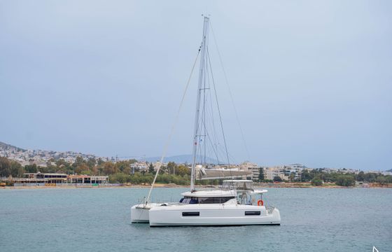 Lagoon 43