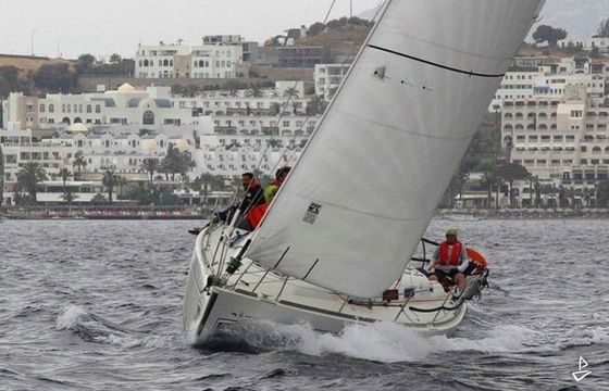 Dufour 40