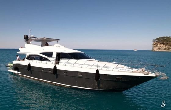 Custom Made Motoryacht