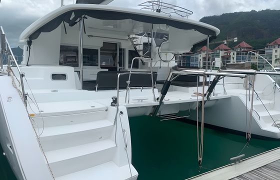 Lagoon 450 S