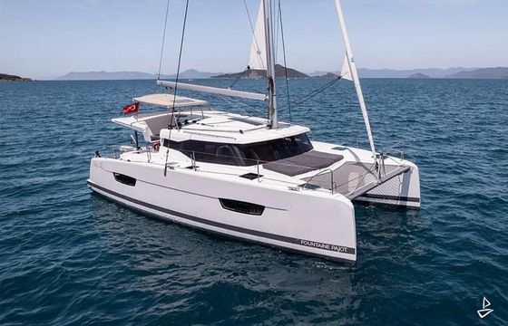 Fountaine Pajot Isla 40