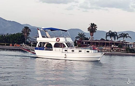 Custom Made Motoryacht