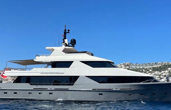 Custom Made Motoryacht