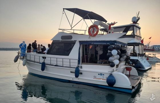 Custom Made Motoryacht
