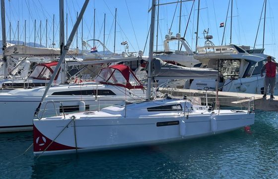 Beneteau First 27