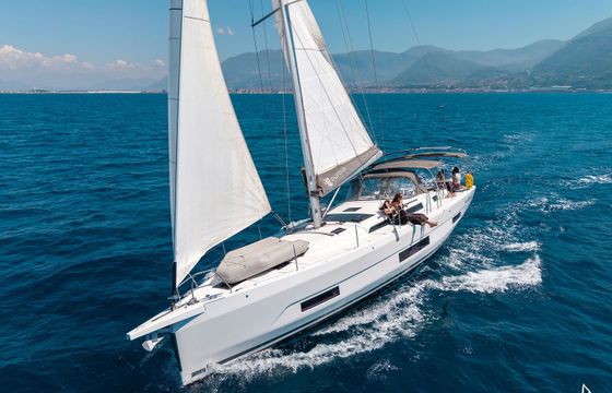 Dufour 470