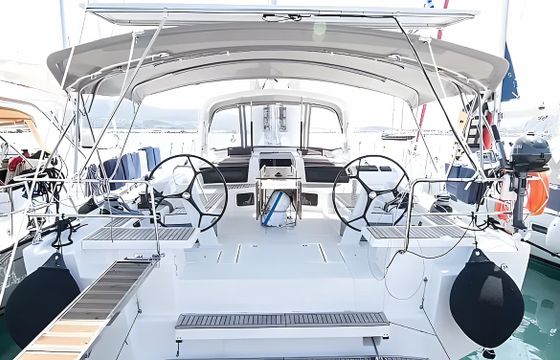 Beneteau Oceanis 51.1
