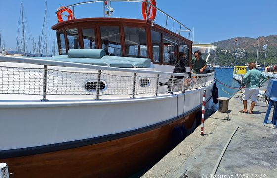 Custom Made Motoryacht