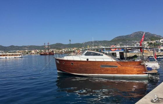 Custom Made Motoryacht