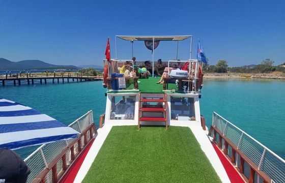 VIP Motoryacht