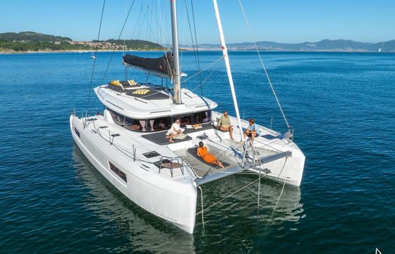 Lagoon 43