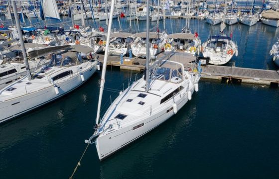 Beneteau Oceanis 41.1