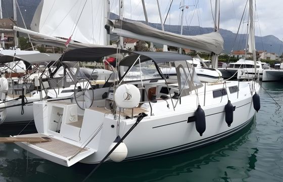 Hanse 415