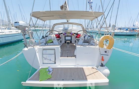 Hanse 385