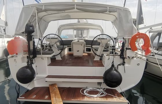 Beneteau Oceanis 51.1