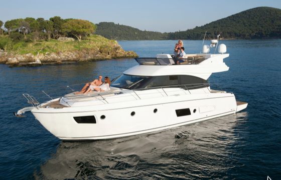 Bavaria Virtess 420 Fly