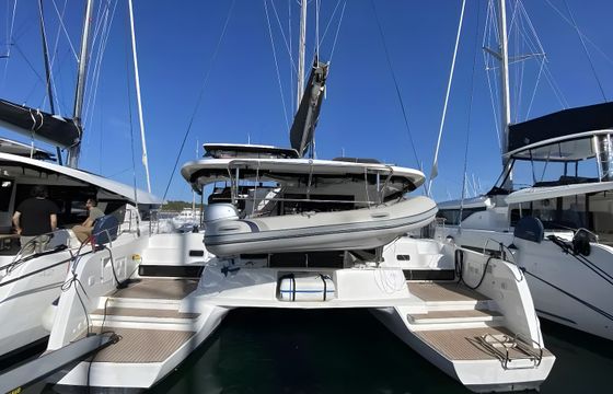 Lagoon 42