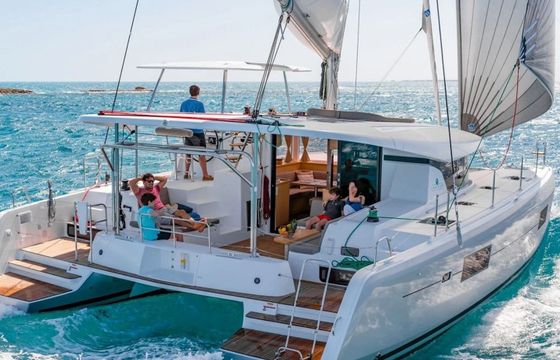 Lagoon 42
