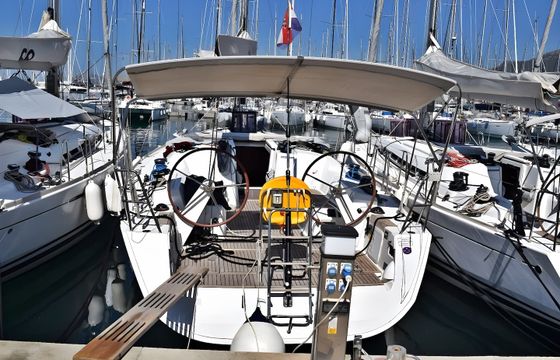 Beneteau First 45