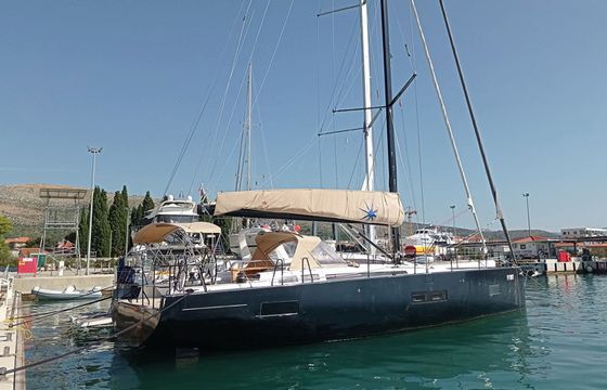 Beneteau First 53
