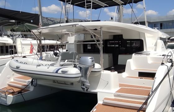 Lagoon 46