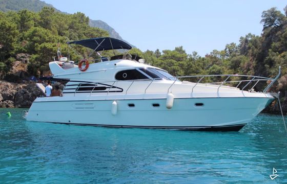Custom Made Motoryacht