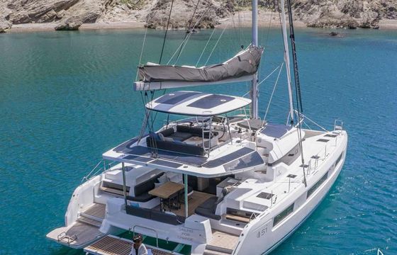 Lagoon 51