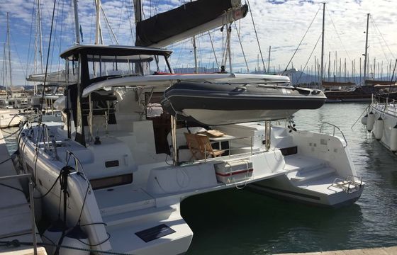 Lagoon 42