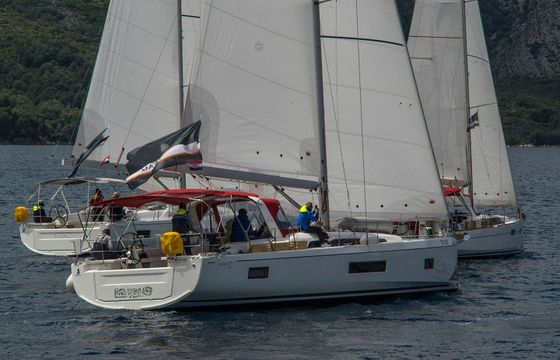 Beneteau Oceanis 51.1