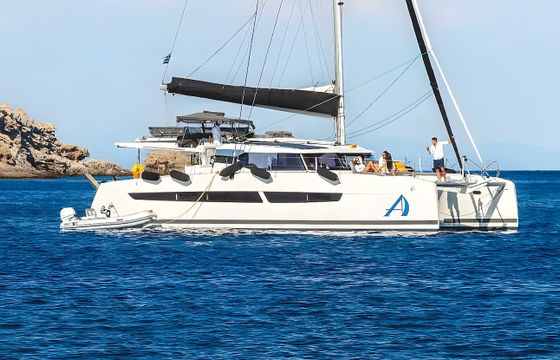 Fountaine Pajot Aura 51