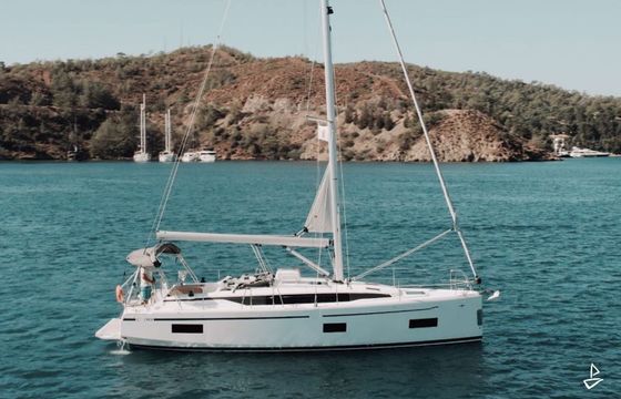 Bavaria 38 Cruiser