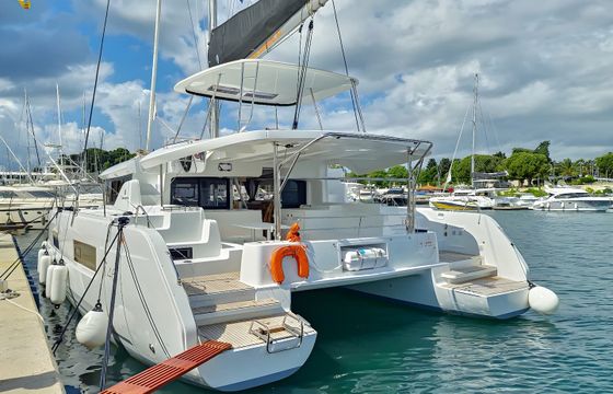 Lagoon 46