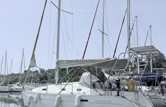 Beneteau Oceanis 331