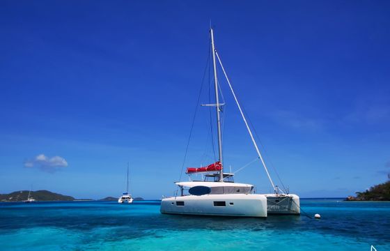 Lagoon 42