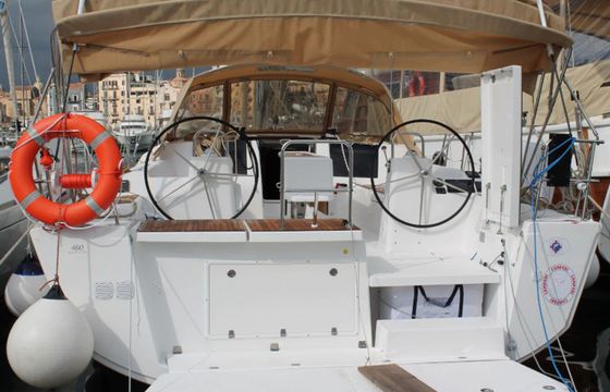 Dufour 460