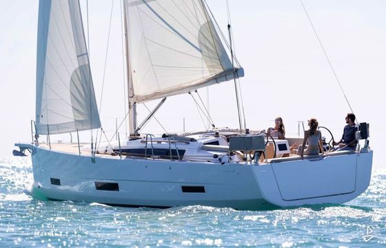 Dufour 390