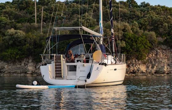 Beneteau Oceanis 43